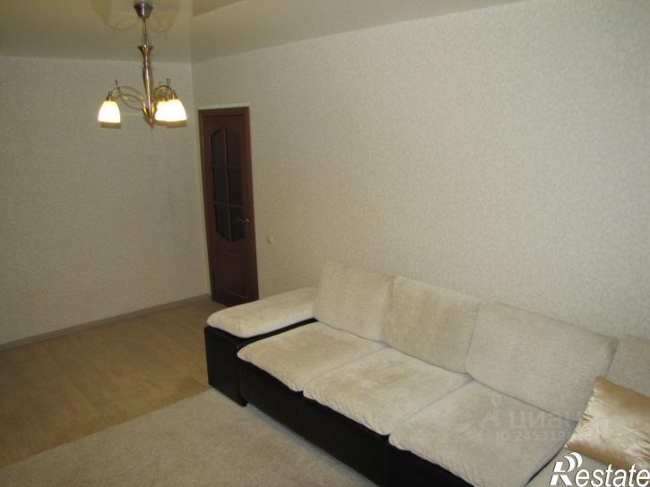 2-комн квартира Лазурная улица, 19,  д. 19