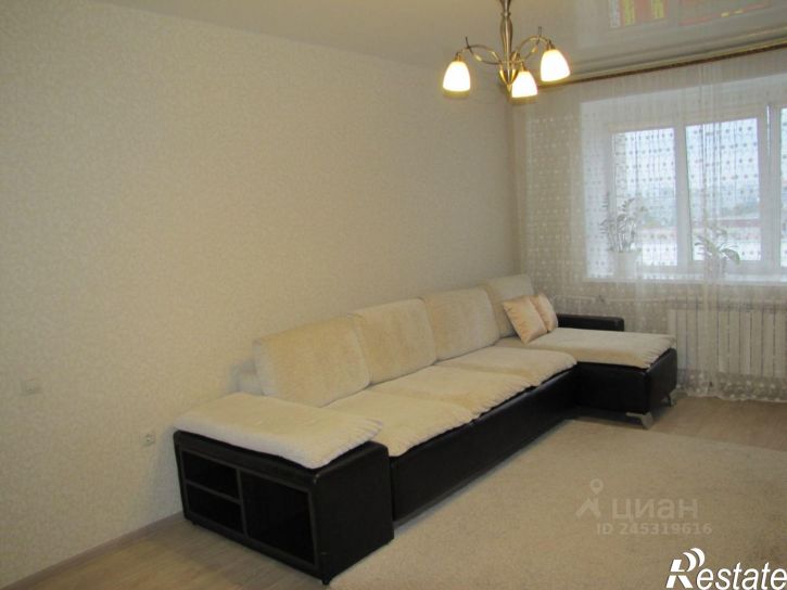 2-комн квартира Лазурная улица, 19,  д. 19