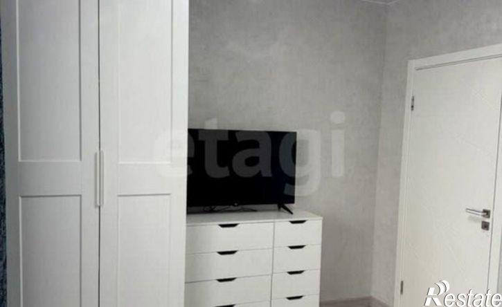2-комн квартира ул Сергея Семенова, 20,  д. 20
