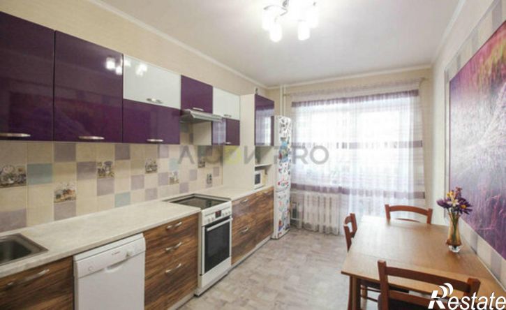 3-комн квартира ул Папанинцев, 117,  д. 117