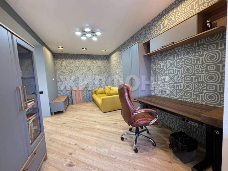 4-комн квартира Комсомольский проспект, д.40
