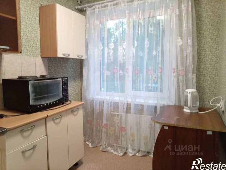 1-комн квартира улица Юрина, 206,  д. 206