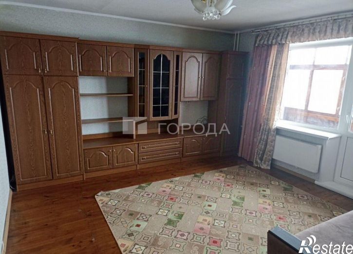 3-комн квартира Интернациональная улица, 23,  д. 23