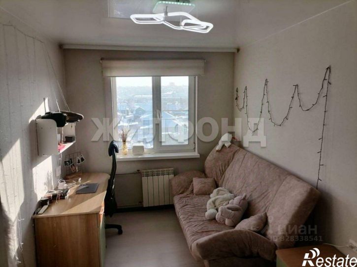 3-комн квартира улица Анатолия, 220,  д. 220