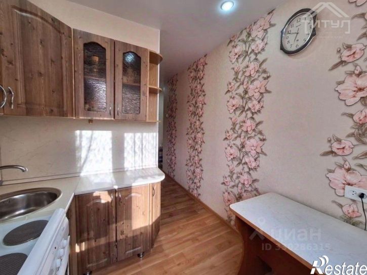 4-комн квартира улица Георгиева, 10,  д. 10