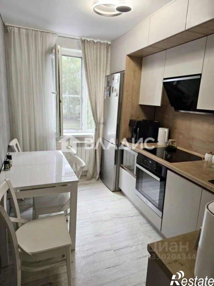 3-комн квартира улица Шумакова, 62,  д. 62