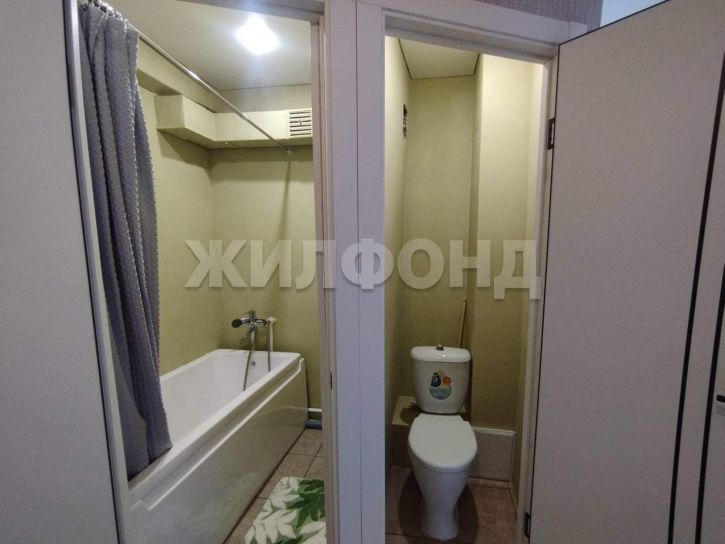 3-комн квартира Попова улица, д.51