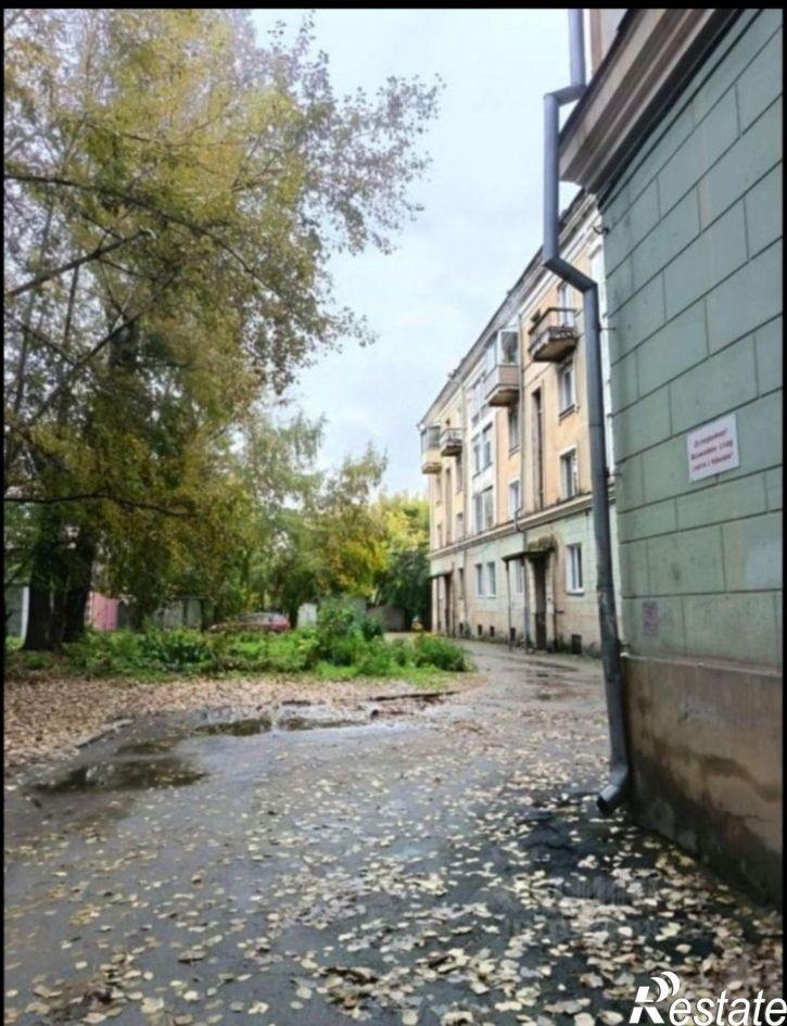 Комната пр-д 9 Мая, 6 А,  д. 6 А,  к. А