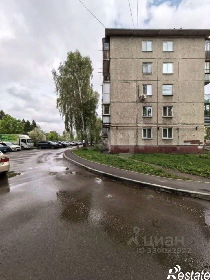 1-комн квартира улица Георгия Исакова, 212,  д. 212