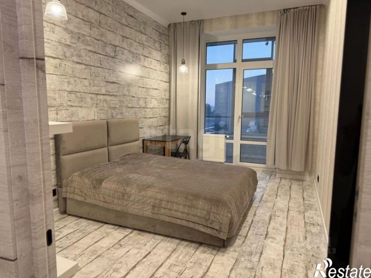 2-комн квартира улица Мерзликина, 6А,  д. 6А