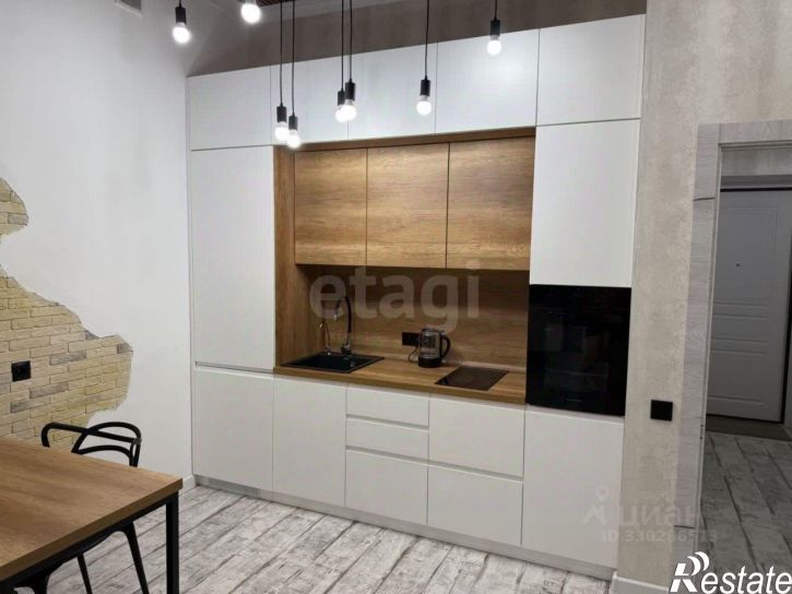 2-комн квартира улица Мерзликина, 6А,  д. 6А