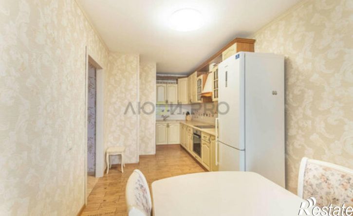 2-комн квартира Власихинская улица, 152А,  д. 152А