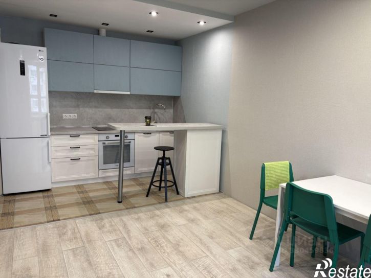 4-комн квартира ул Взлетная, 38,  д. 38