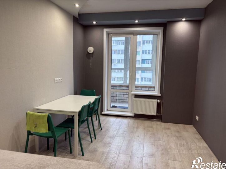 4-комн квартира ул Взлетная, 38,  д. 38