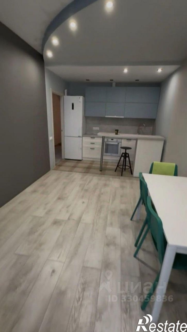 4-комн квартира ул Взлетная, 38,  д. 38