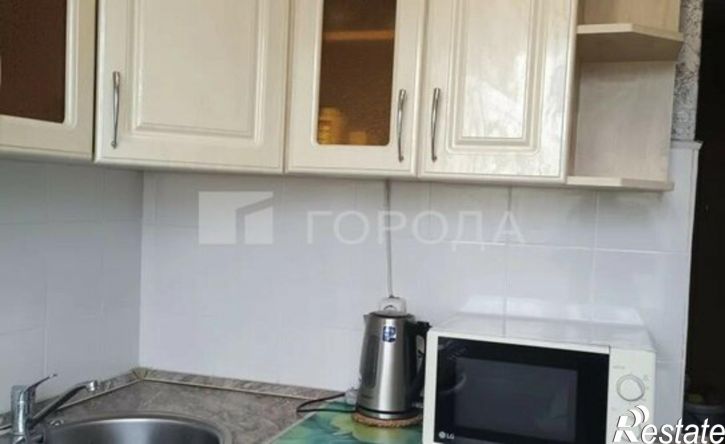 2-комн квартира ул Новосибирская, 1,  д. 1