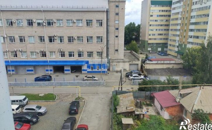 3-комн квартира улица Сизова, 10А,  д. 10А