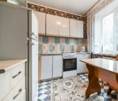 2-комн, 49кв м, этаж 3/9 улица Гущина, 171