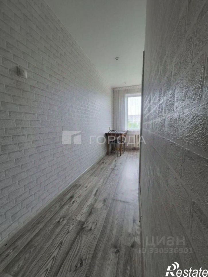 2-комн квартира улица Суворова, 12,  д. 12