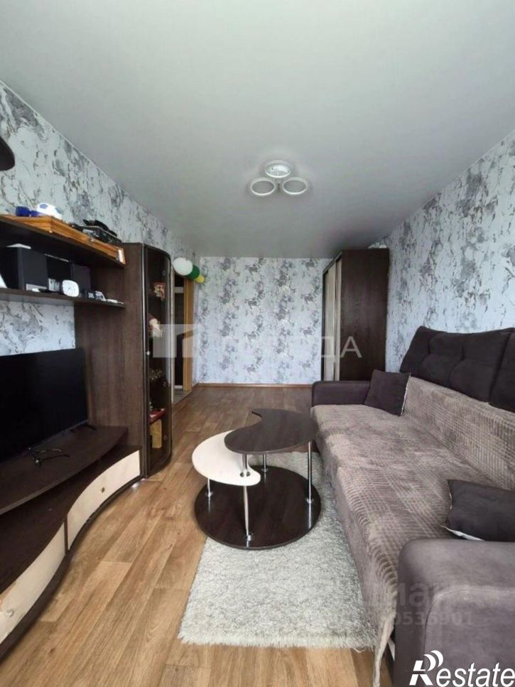 2-комн квартира улица Суворова, 12,  д. 12