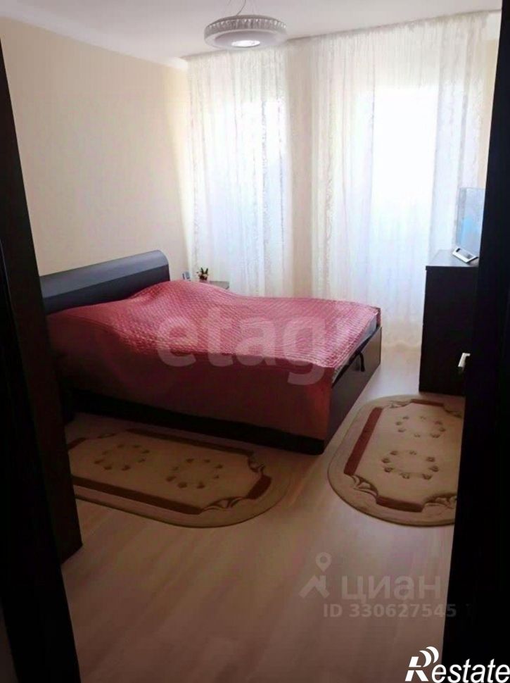 3-комн квартира улица Сергея Ускова, 23,  д. 23