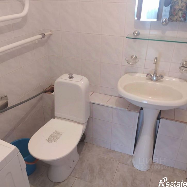 2-комн квартира улица Кирова, 75,  д. 75