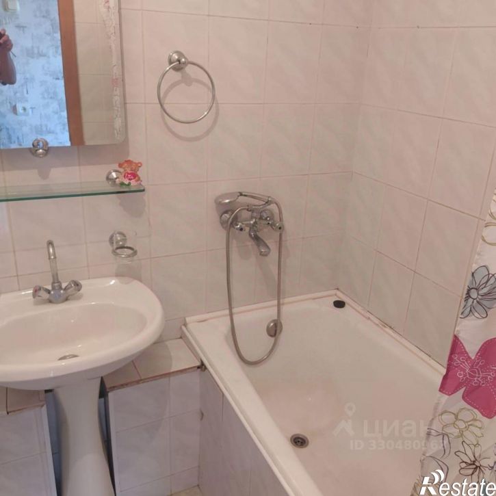 2-комн квартира улица Кирова, 75,  д. 75