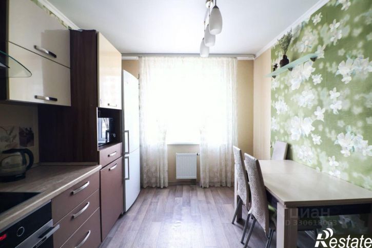 3-комн квартира улица Сизова, 10А,  д. 10А