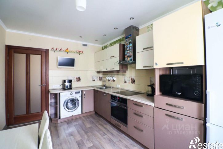 3-комн квартира улица Сизова, 10А,  д. 10А