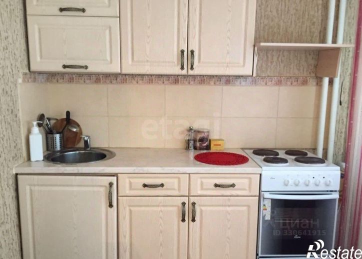 2-комн квартира улица Сергея Ускова, 31,  д. 31