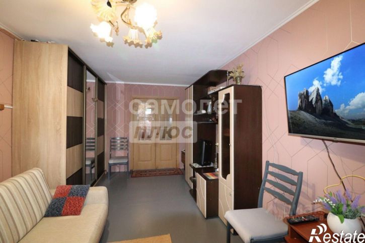 3-комн квартира улица Веры Кащеевой, 12,  д. 12