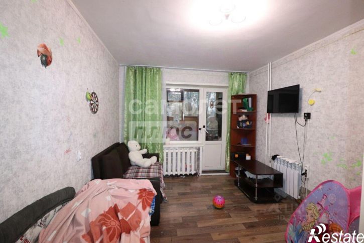 3-комн квартира улица Веры Кащеевой, 12,  д. 12