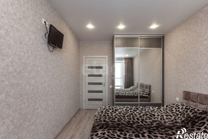 2-комн квартира ул 280-летия Барнаула, 15,  д. 15