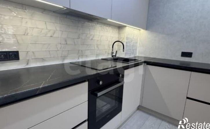 2-комн квартира улица Солнечная Поляна, 69,  д. 69
