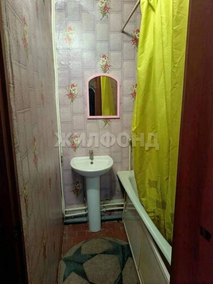 3-комн квартира Веры Кащеевой улица, д.16