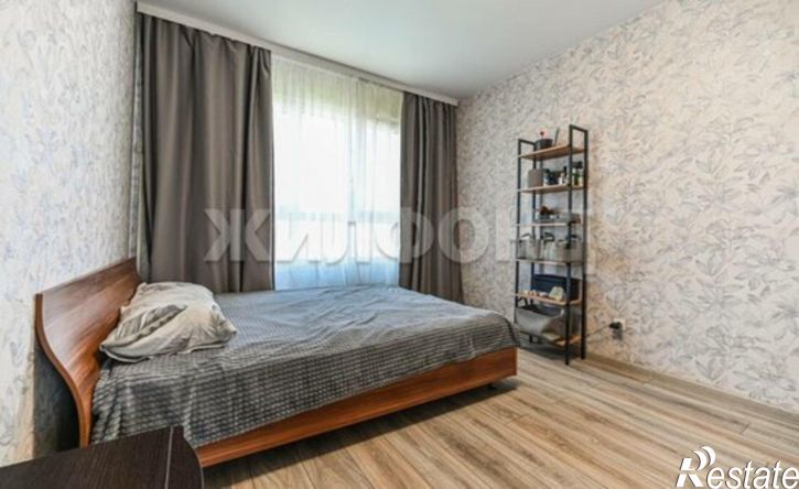 2-комн квартира Сиреневая улица, 52,  д. 52