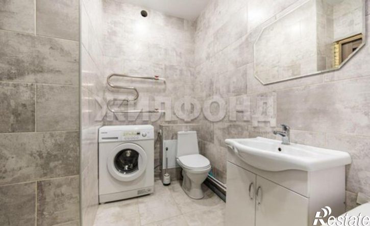 2-комн квартира Сиреневая улица, 52,  д. 52
