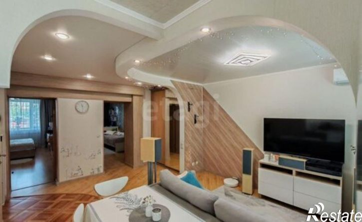 3-комн квартира пр-кт Строителей, 38А,  д. 38А