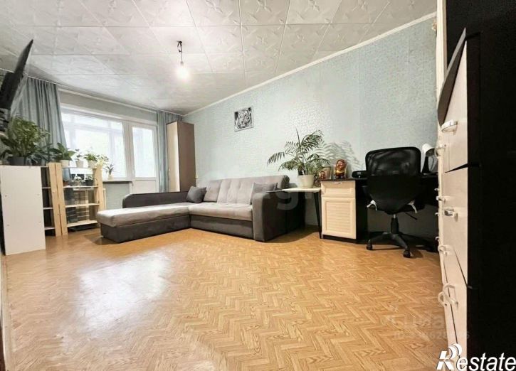 3-комн квартира улица Попова, 49,  д. 49