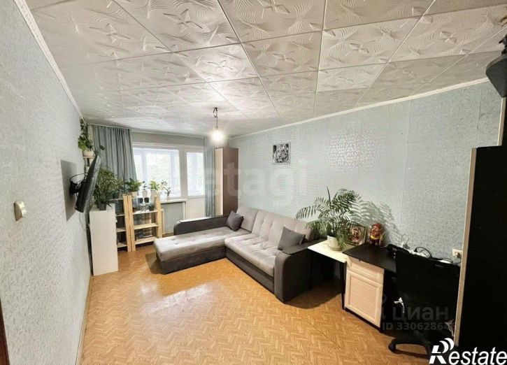 3-комн квартира улица Попова, 49,  д. 49