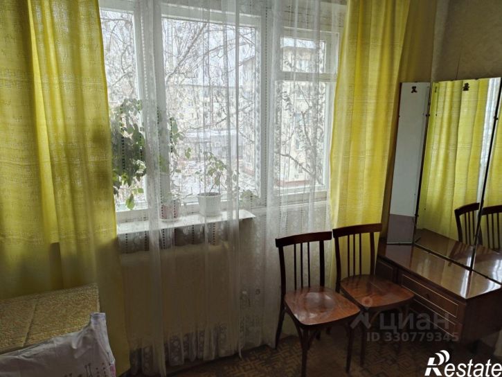 3-комн квартира ул Малахова, 68,  д. 68