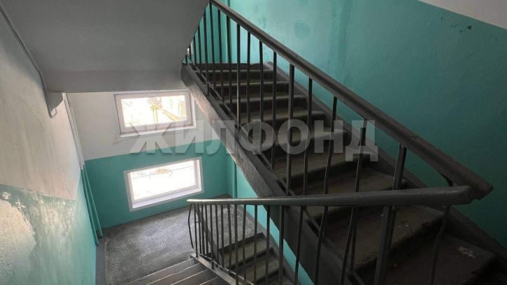 3-комн квартира Юрина улица, д.243