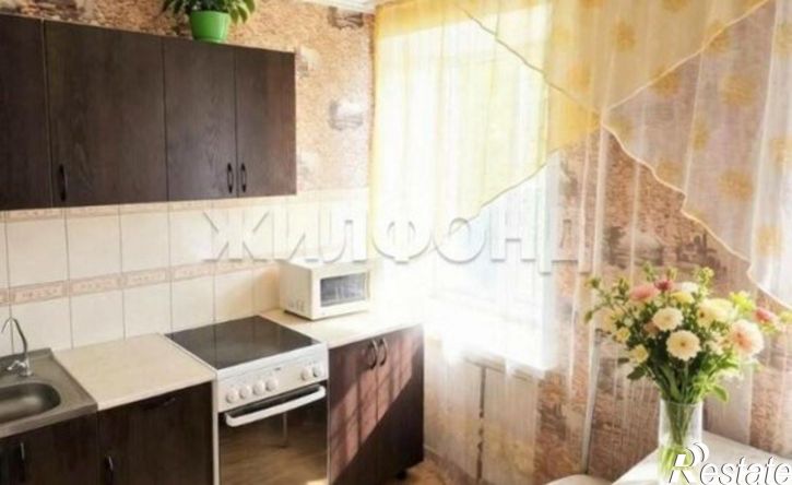 2-комн квартира Интернациональная улица, 135,  д. 135