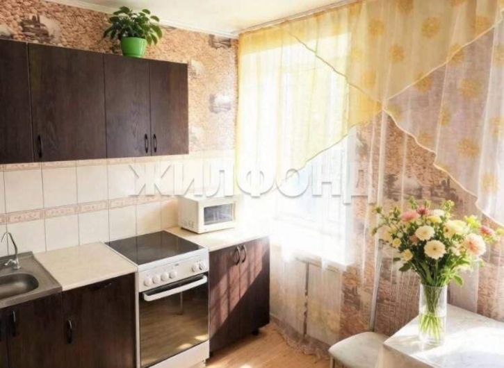 2-комн квартира Интернациональная улица, д.135