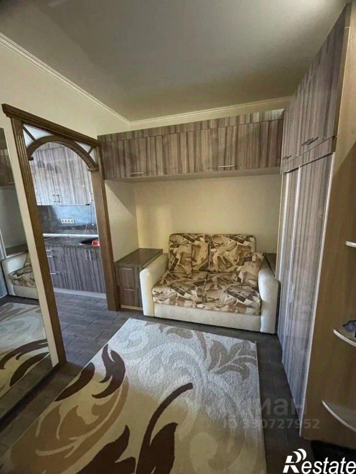 1-комн квартира улица Короленко, 122,  д. 122