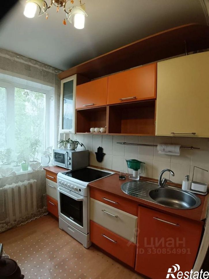 1-комн квартира улица Георгия Исакова, 253,  д. 253