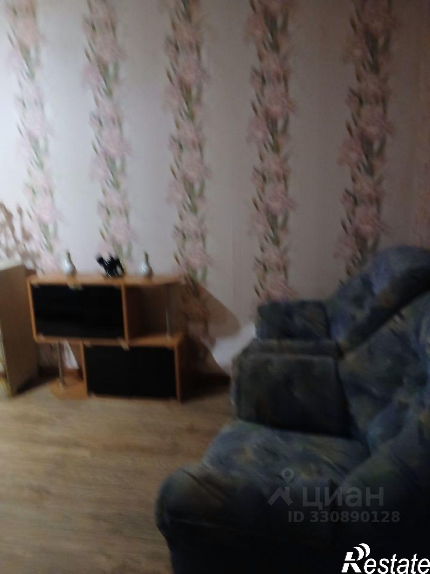 Сдать комнату за 10 000 рублей на улица Глушкова, 38
