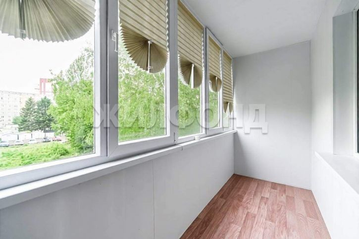 3-комн квартира Островского улица, д.8