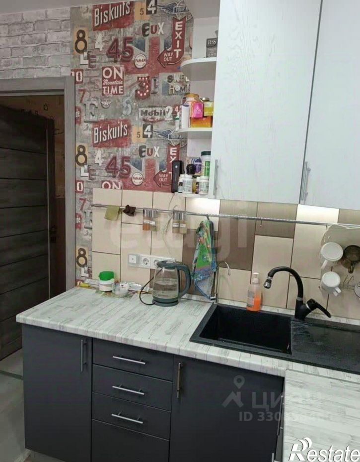 2-комн квартира улица Сергея Ускова, 42,  д. 42