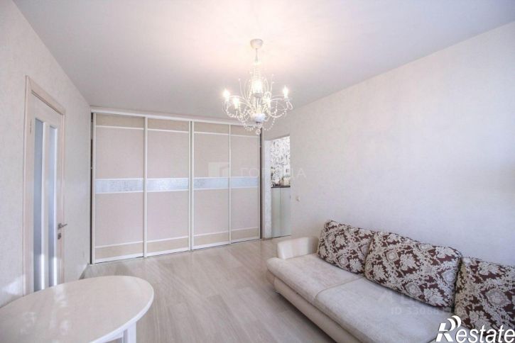 3-комн квартира ул Юрина, 245,  д. 245